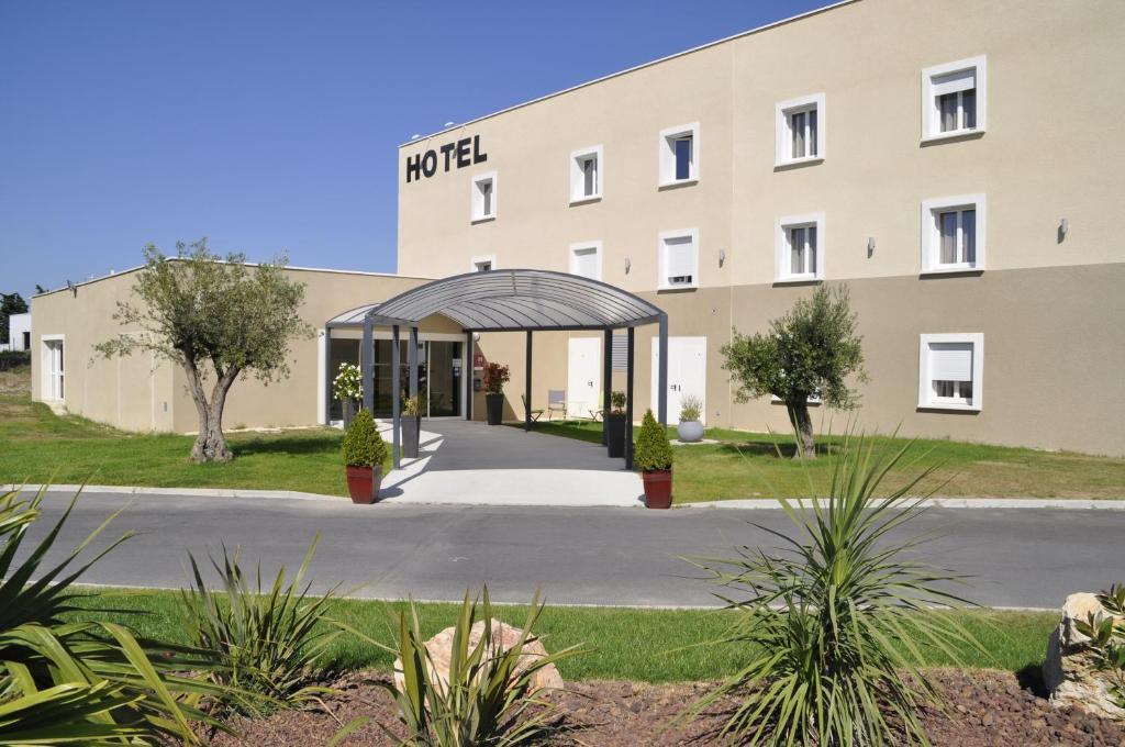 Hotel Caiman Pierrelatte Exterior photo